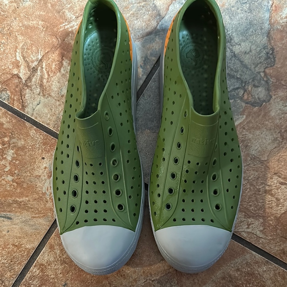 Native Green and White Sneakers Slip-On Ventilation